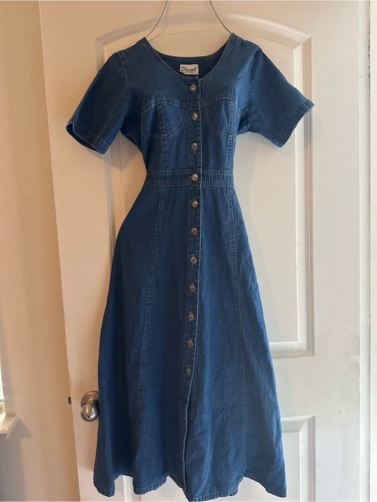 Disset Dresses & Skirts - Disset Dark Blue Denim Button-Front Midi Dress